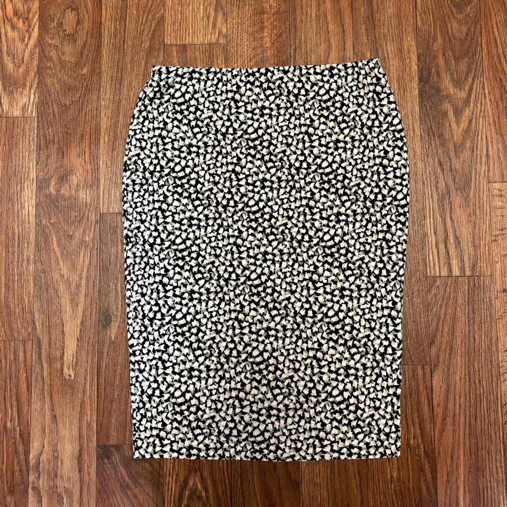 Vince Camuto midi skirt